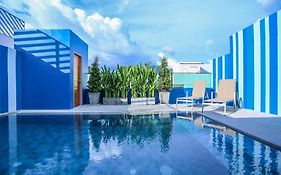 โรงแรมโอเชี่ยน แอนด์ โอเล่ ป่าตอง